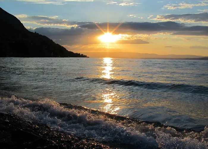 Le Leman 3* Saint-Gingolph